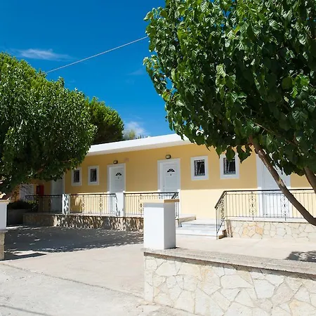 Kalamaras Apartment *